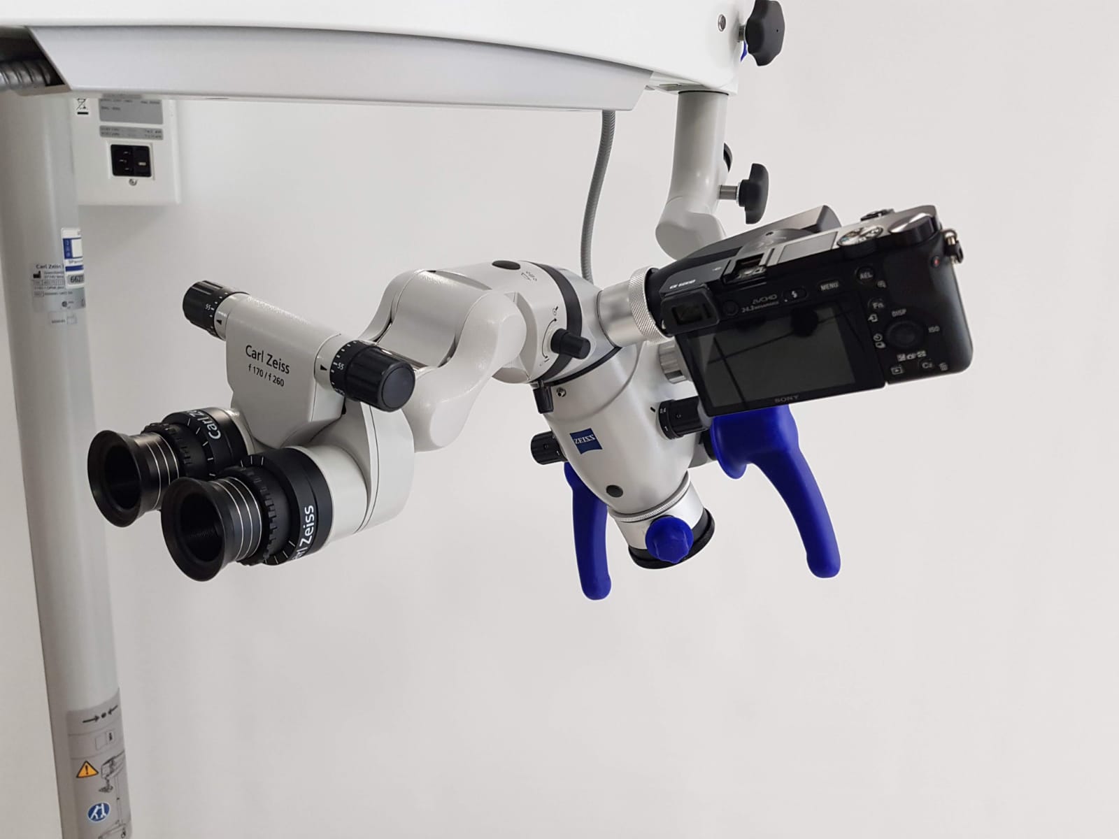 Dentalmikroskop ZEISS OPMI Pico Mit FALTTUBUS Medisa Medizintechnik GmbH